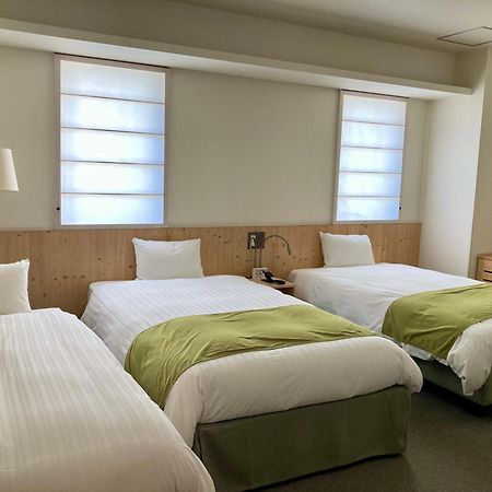 Shin-Osaka Station Hotel Екстер'єр фото